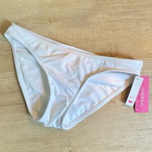 ❌SOLD❌White Ruched Swim Bottoms Hipster Bikini Style | XHILARATION